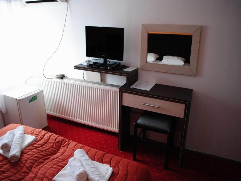 Gros Hotel - Leskovac Leskovac  Kamer foto