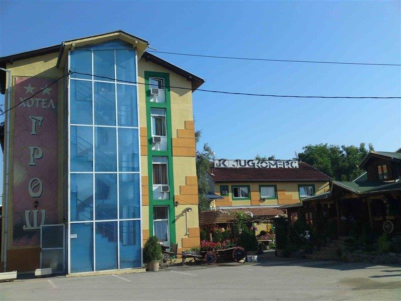 Gros Hotel - Leskovac Leskovac  Buitenkant foto